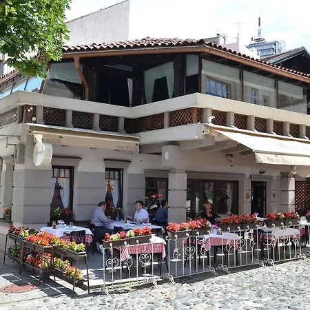 Garni Hotel Le Petit Piaf-2