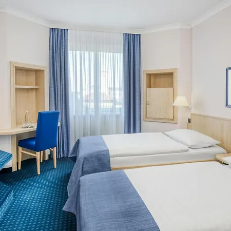Hotel Erfurt City Center By Leonardo Hotels-2
