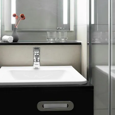 Leonardo Hotel Nuernberg-3