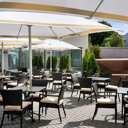 Leonardo Hotel Wolfsburg City Center-3