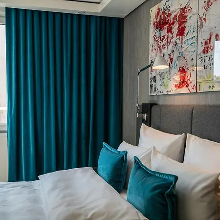 Motel One Berlin Mitte-2