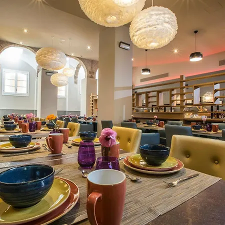 Leonardo Hotel Barcelona Las Ramblas-3