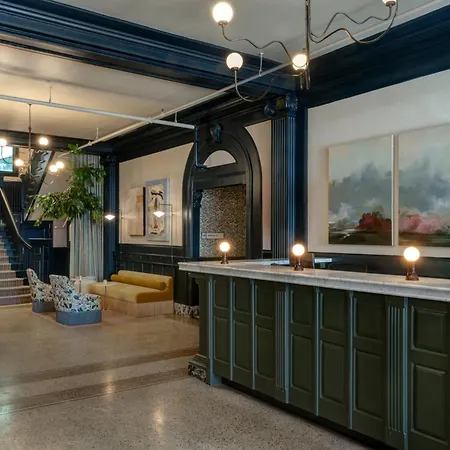 Marqueen Hotel - Newly Renovated-3