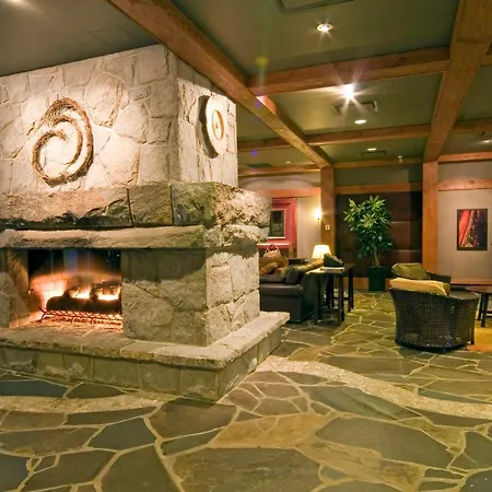 First Tracks Lodge, By Lodging Ovations-2