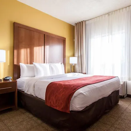 Comfort Suites Tulsa Central-3