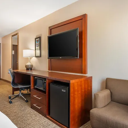 Comfort Inn Lafayette I-65-2