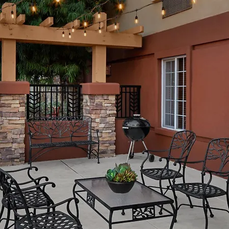 Larkspur Landing Extended Stay Suites Sacramento-3