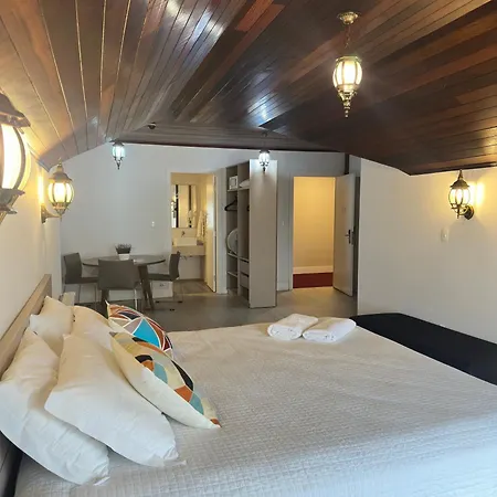 Letto Hotel Flores da Cunha-2
