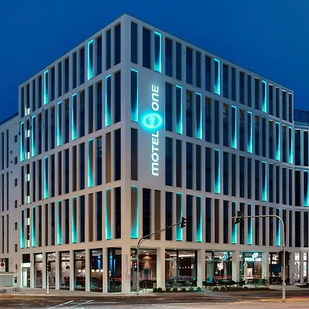 Motel One Köln-Waidmarkt-2