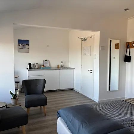 Bed&Breakfast aan Strand-2