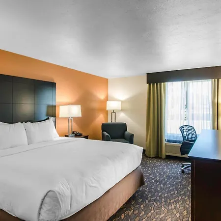 Comfort Inn & Suites Ashland-3