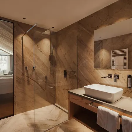 Luxury B&B August-2