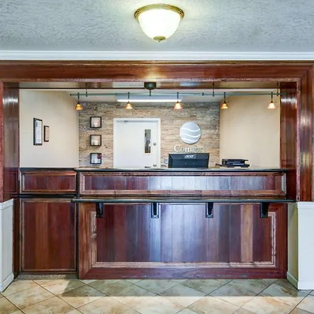 Comfort Inn Redding Near I-5-2