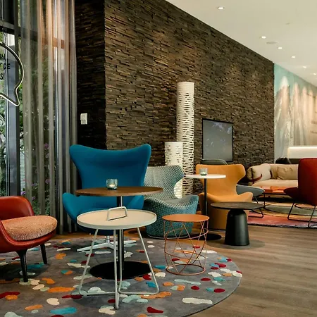 Motel One Köln-Mediapark-3