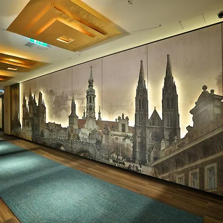 Motel One Prague-Florentinum-2