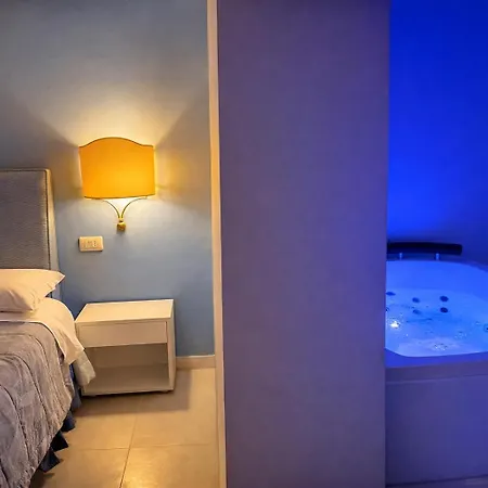 Hotel Sinuessa Terme-3