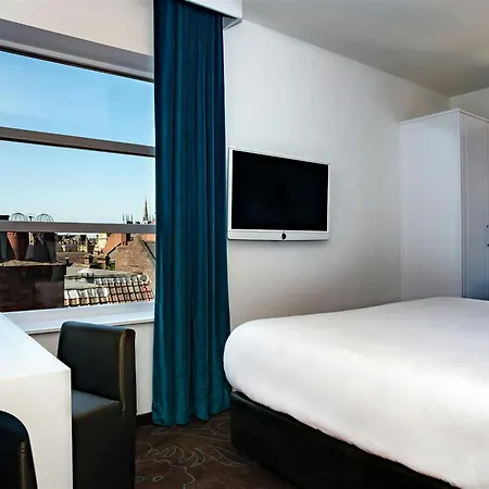 Motel One Newcastle-3