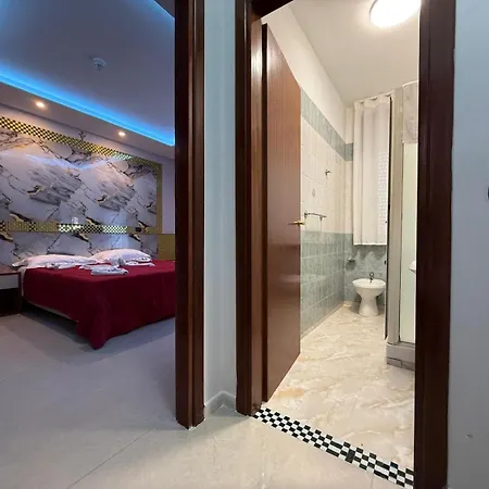 Hotel Happy Days-2
