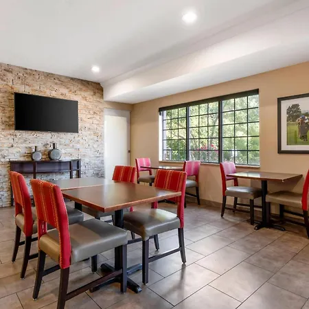 Comfort Suites Elizabethtown-2