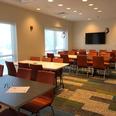 Holiday Inn Express & Suites - Elizabethtown North By Ihg-3
