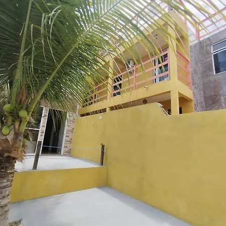 SeoMarujo Hostel rent a room Morro Branco-3