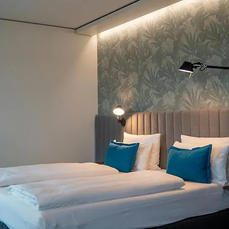 Motel One Bonn-Hauptbahnhof-2