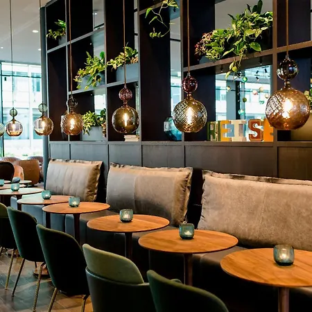 Motel One Stuttgart-Hauptbahnhof-2