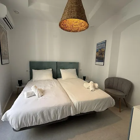 Casa Cristóbal Colón habitaciones con vistas a Semana Santa y Fiestas-3
