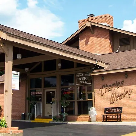Charles Wesley Motor Lodge Downtown Broken Bow- Hochatown-3