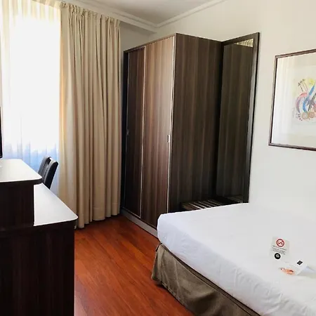 Hotel Yoldi-2
