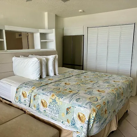 Daytona Beach Hawaiian Inn-2