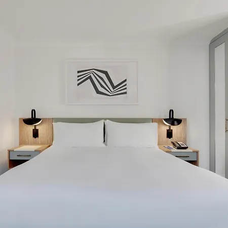 Conrad Dublin-3