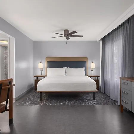 Homewood Suites By Hilton Fresno-2