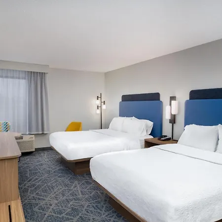 Hampton Inn Marietta-3