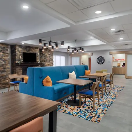 Hampton Inn Marietta-2