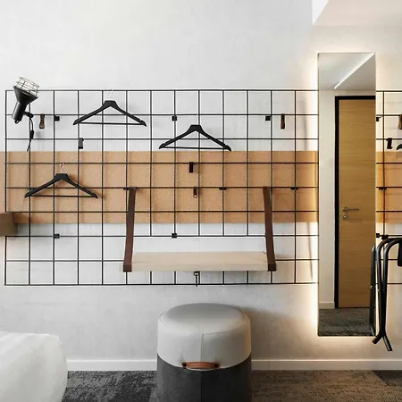 Moxy Zurich-3