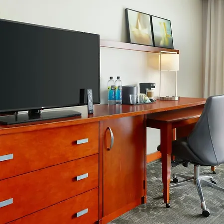 Courtyard By Marriott Birmingham Homewood-2