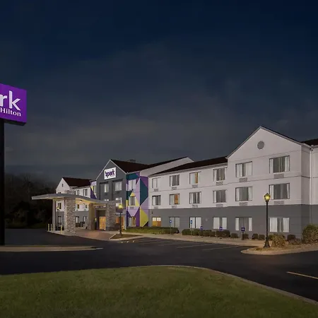 Spark By Hilton Macon North-2