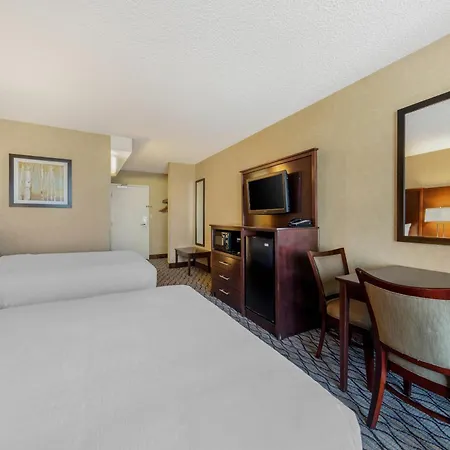 Clarion Hotel Anaheim Resort-2
