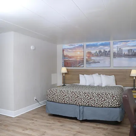 Days Inn By Wyndham Pittsburgh-2