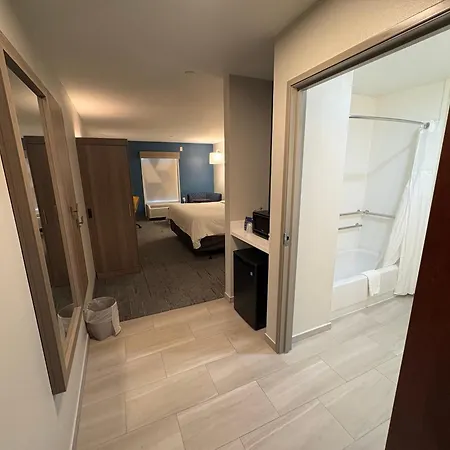 Holiday Inn Express Hotel & Suites Lafayette By Ihg-2