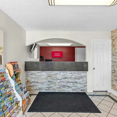 Red Roof Inn Panama City Beach-3