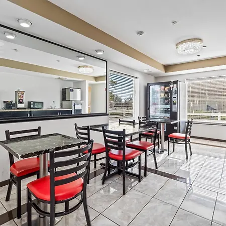 Rodeway Inn & Suites Nampa-2