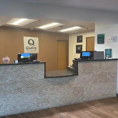 Quality Inn & Suites Colby-3