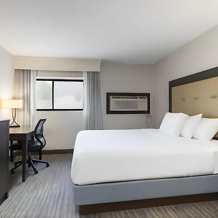 Branson Hillside Hotel-2