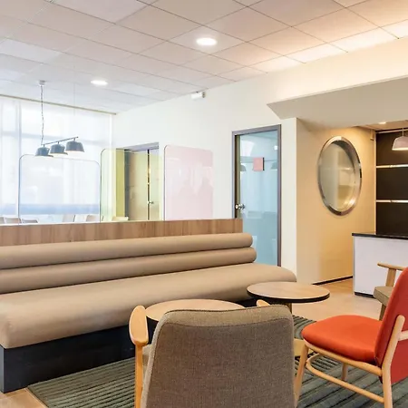 B&B HOTEL Lyon Nord-3