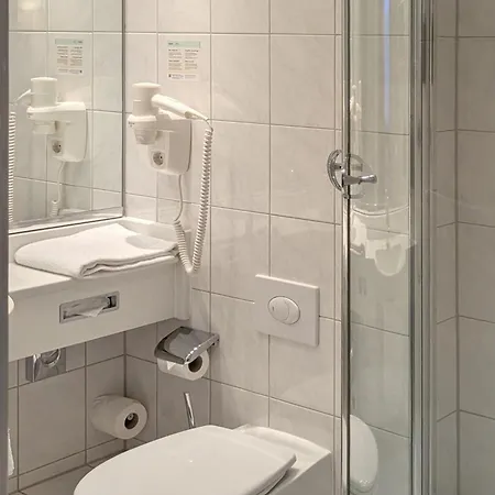 Garner Hotel Hamburg - Wandsbek Marktplatz by IHG-3