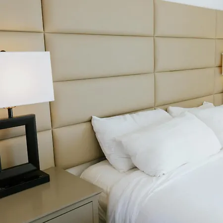 Surfer Beach Hotel-3
