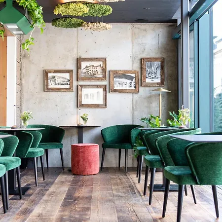 Adler Suite & Stube-3