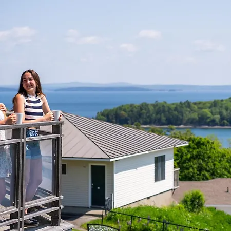 Wonder View Inn - Bar Harbor Collection-3